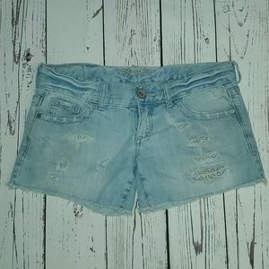 Guess denim shorts light wash size 26 distressed ripped frayed